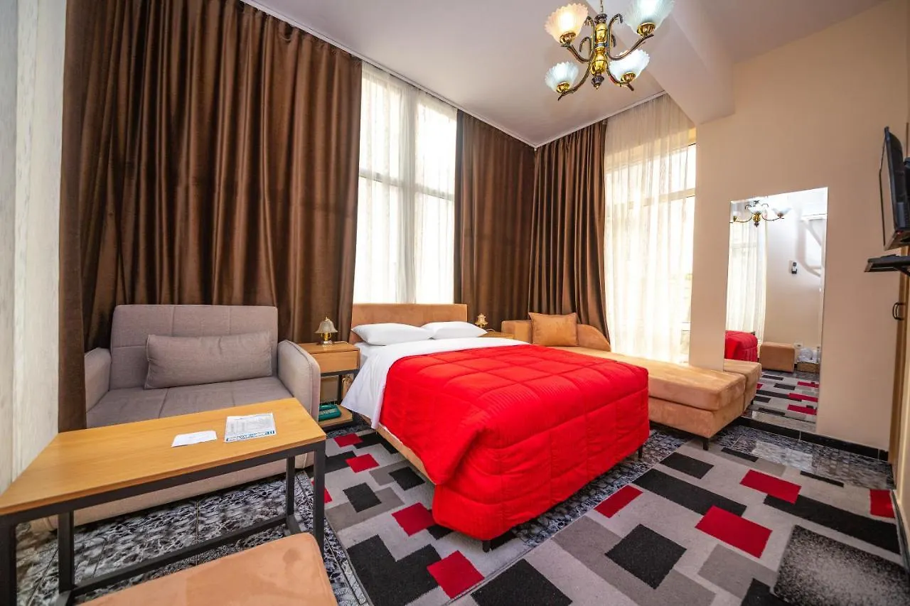 Hotel Pik Loti Tirana