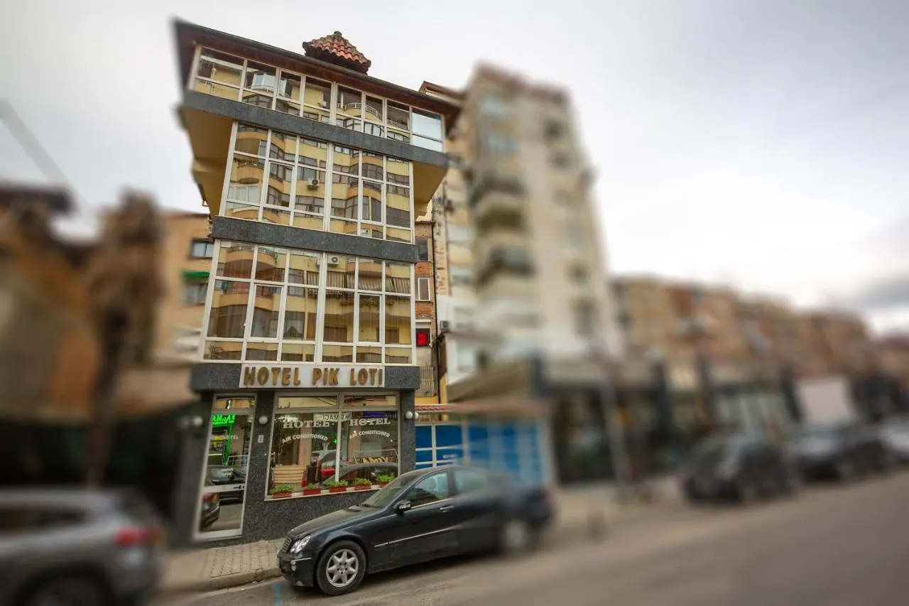 Hotel Pik Loti Tirana Albania