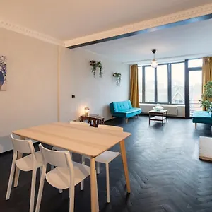 Charming And Spacious Center Appartamento Anversa