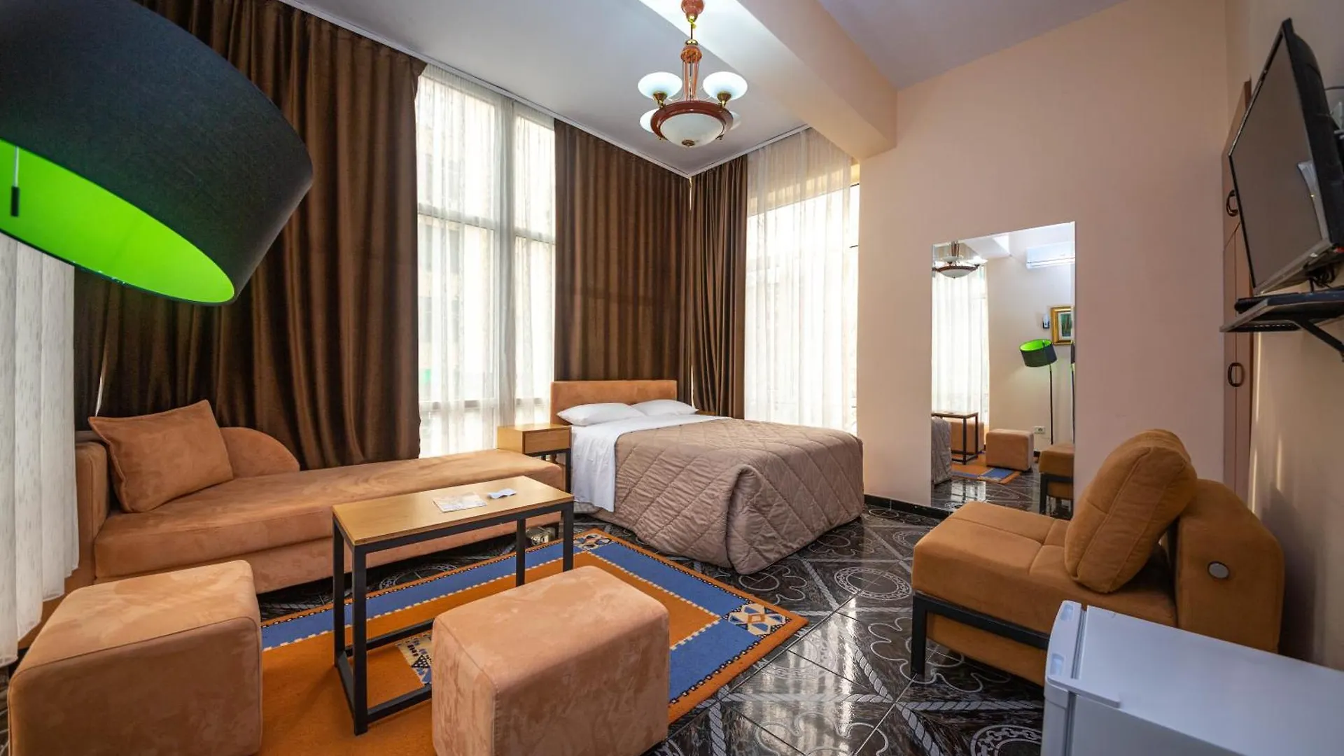 Hotel Pik Loti Tirana Albania